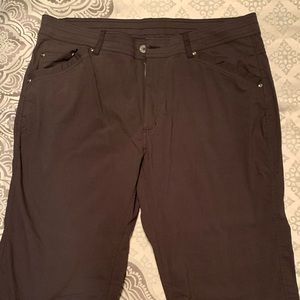 Swiss Alps pants. Size 38x32 Black never worn.  Not faded, no wear marks.
